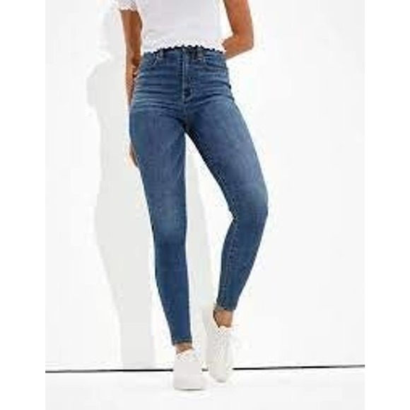 American Eagle Outfitters Denim - American Eagle Super Stretch Skinny Cropped Dark Wash Blue Jeggings Size 6